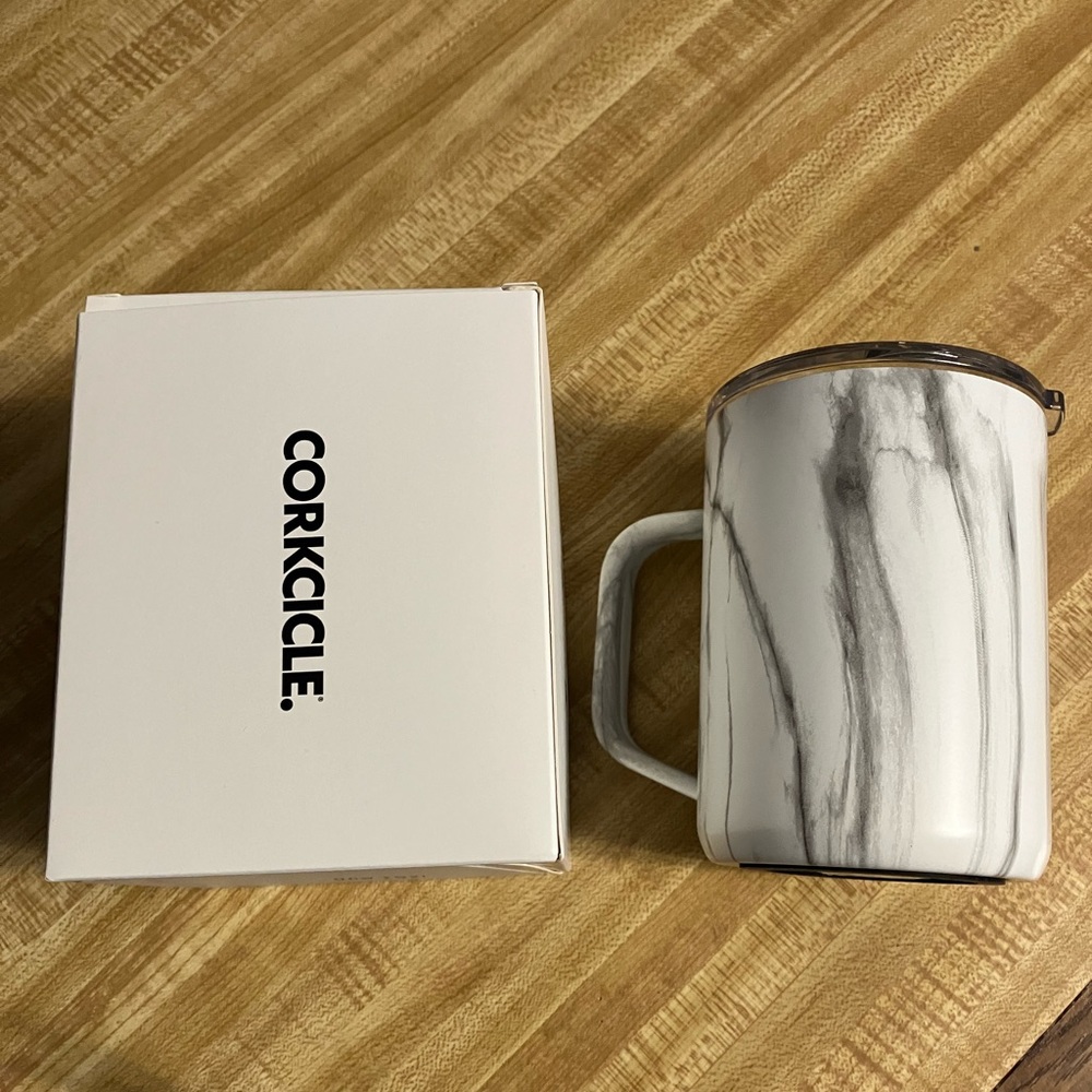 🌸Corkcicle Mug